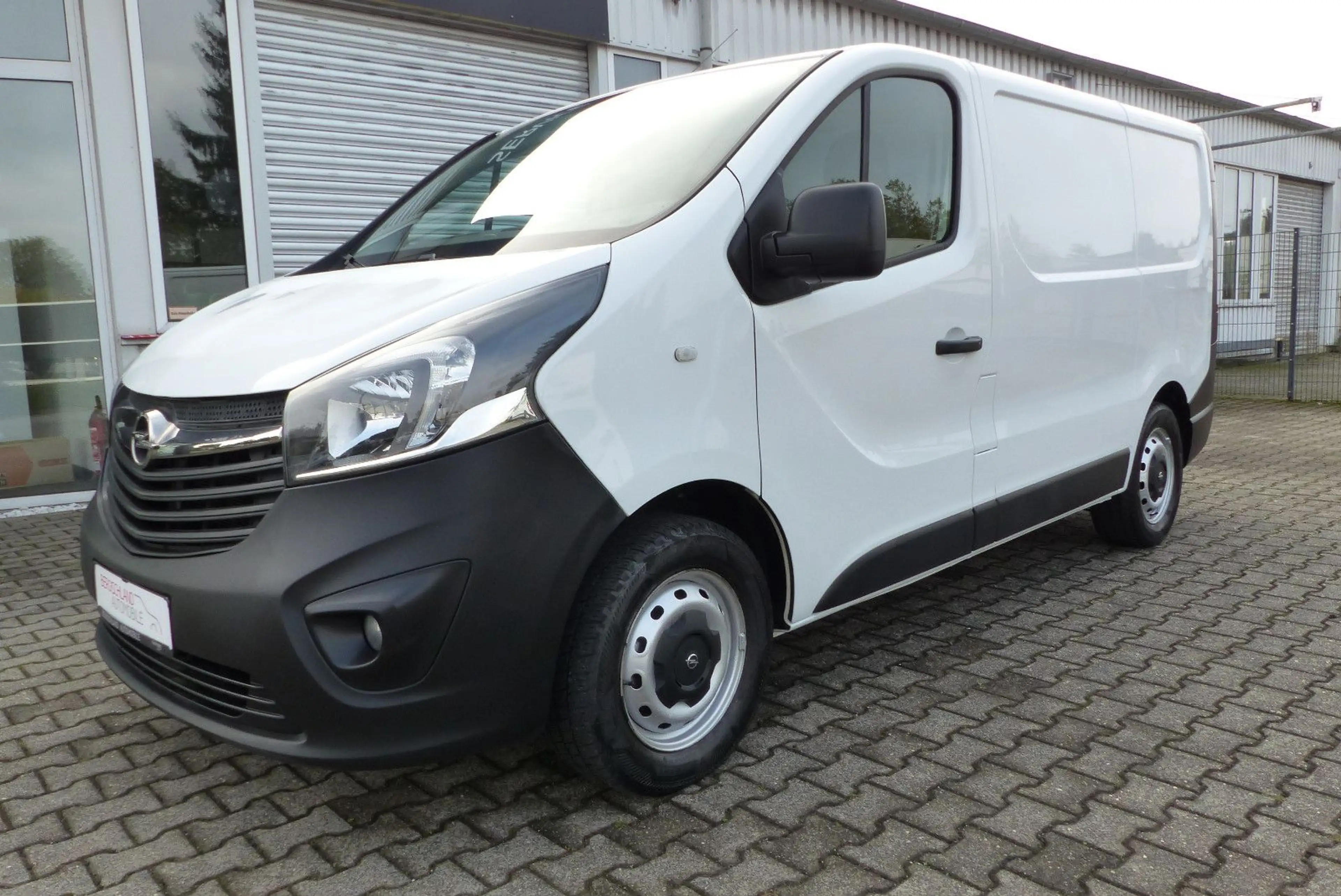 Opel Vivaro B 2,9t, Klima, PDC, Navi — photo 3