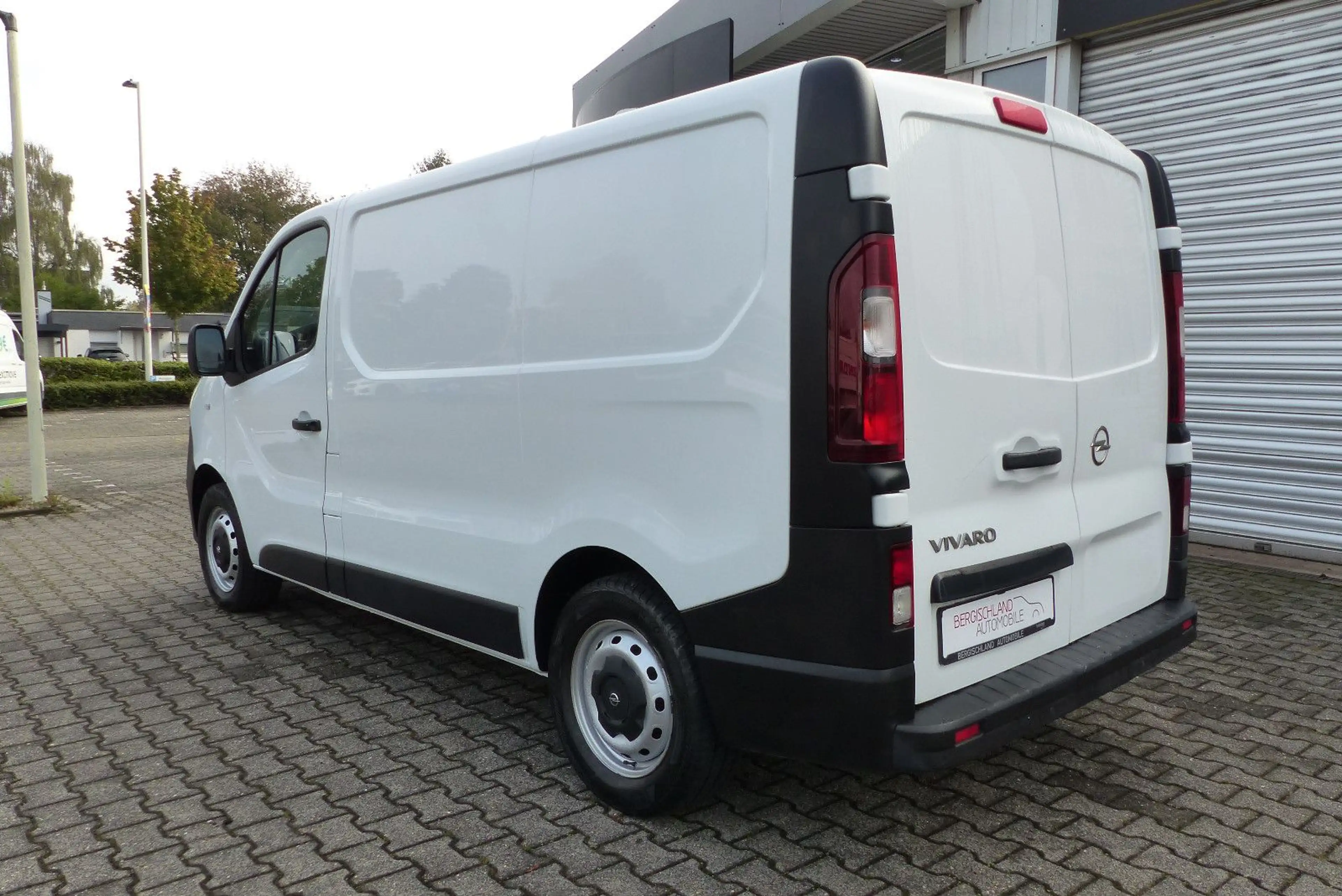 Opel Vivaro B 2,9t, Klima, PDC, Navi — photo 5