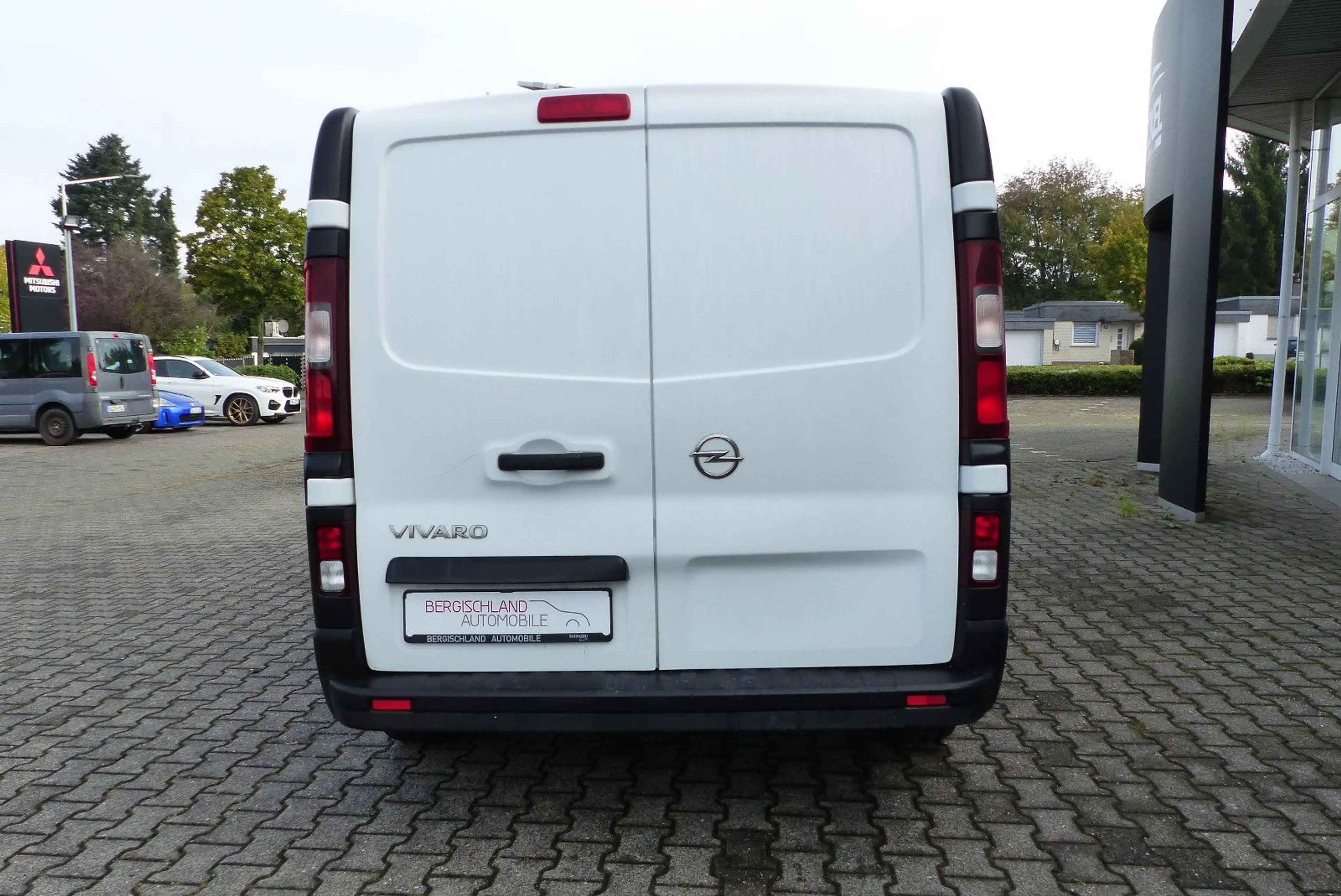 Opel Vivaro B 2,9t, Klima, PDC, Navi — photo 6
