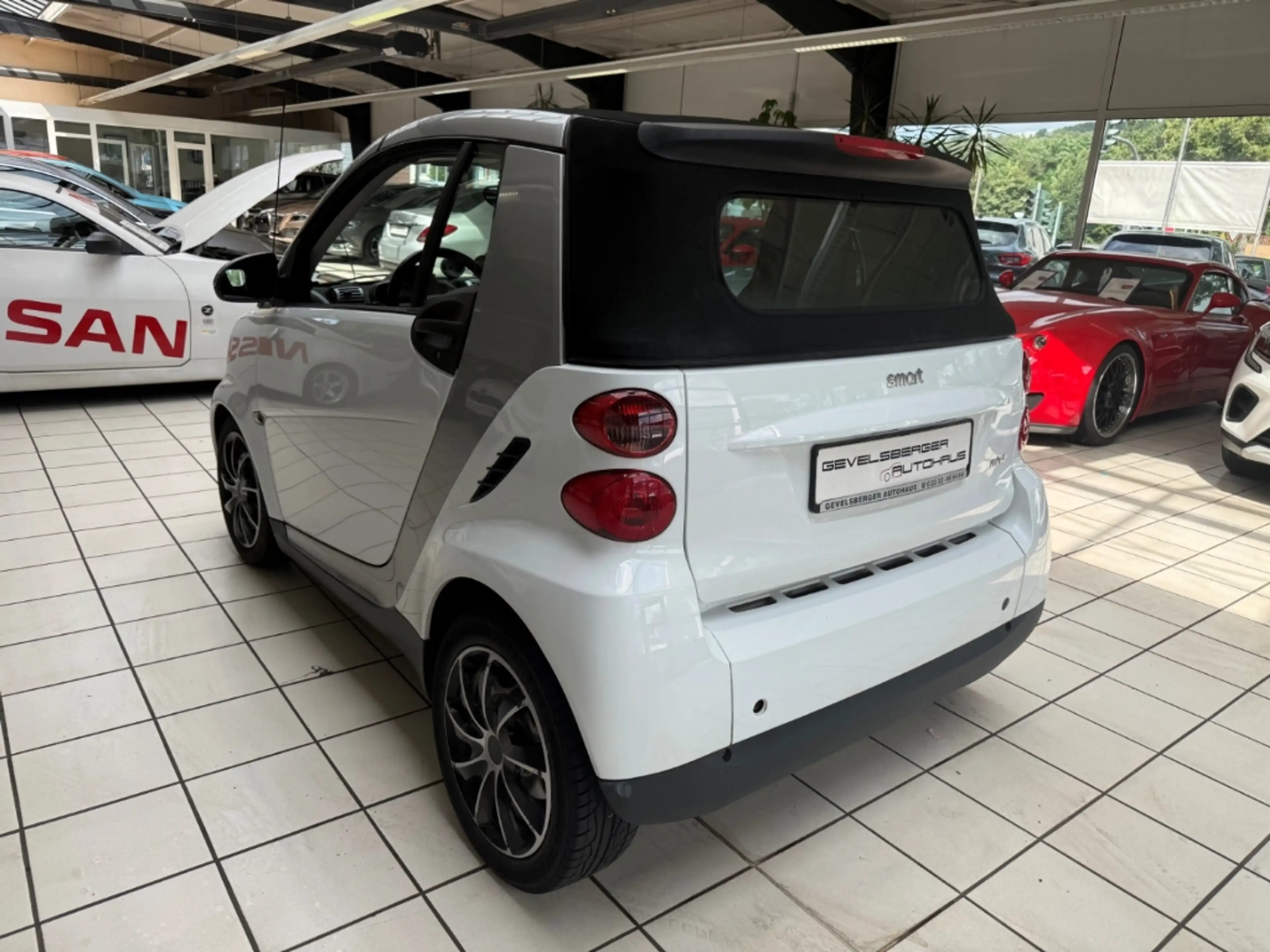 smart forTwo cabrio MHD* 52 kW *2.Hd.Klima*SHZ*Cabrio — photo 6