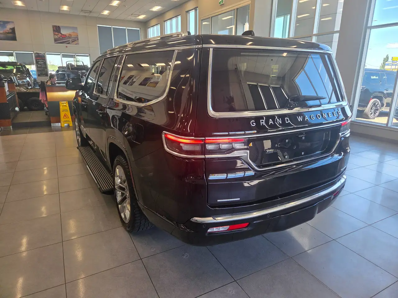 Jeep Grand Wagoneer fotografie Jeep Grand Wagoneer
