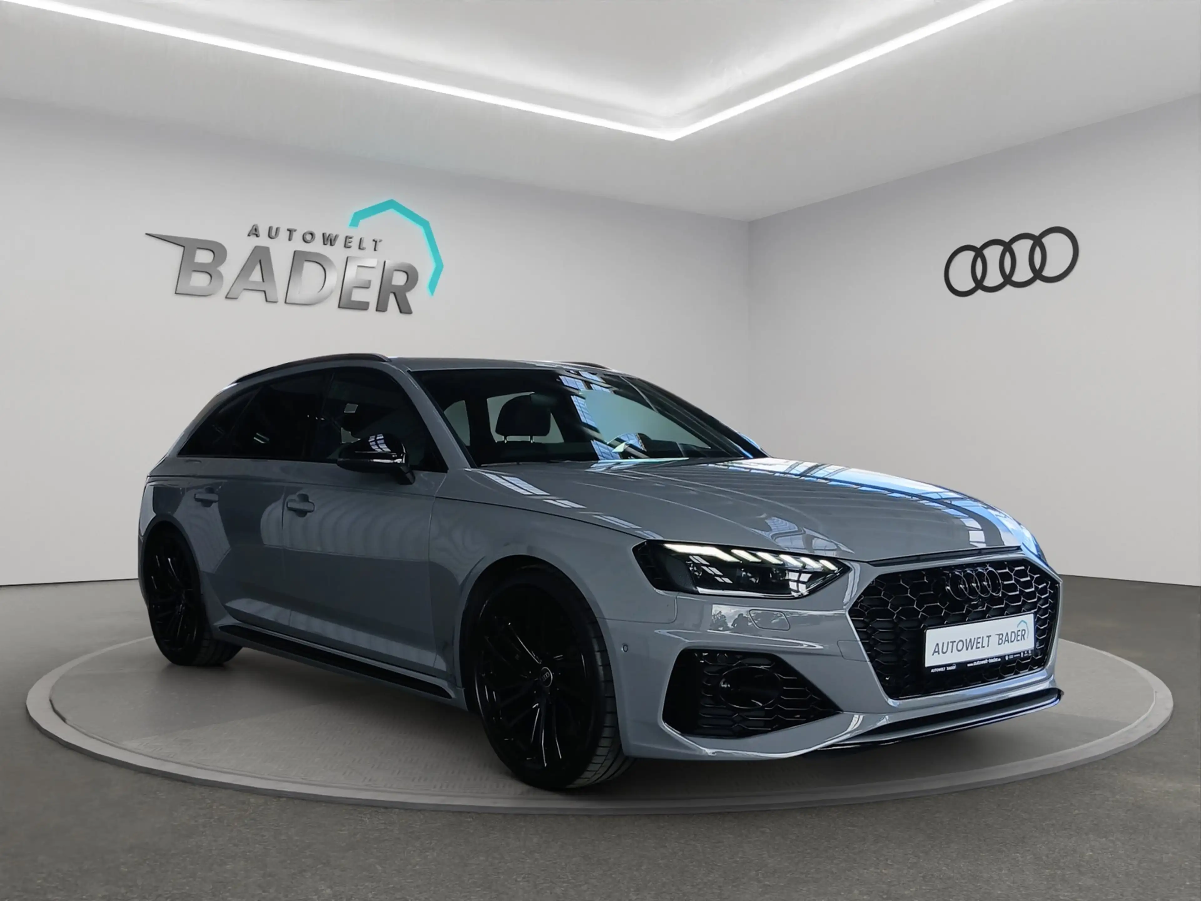 Audi RS4 RS 4 Avant 2.9 TFSI qu. B&O Matrix Pano 280km/h — photo 8