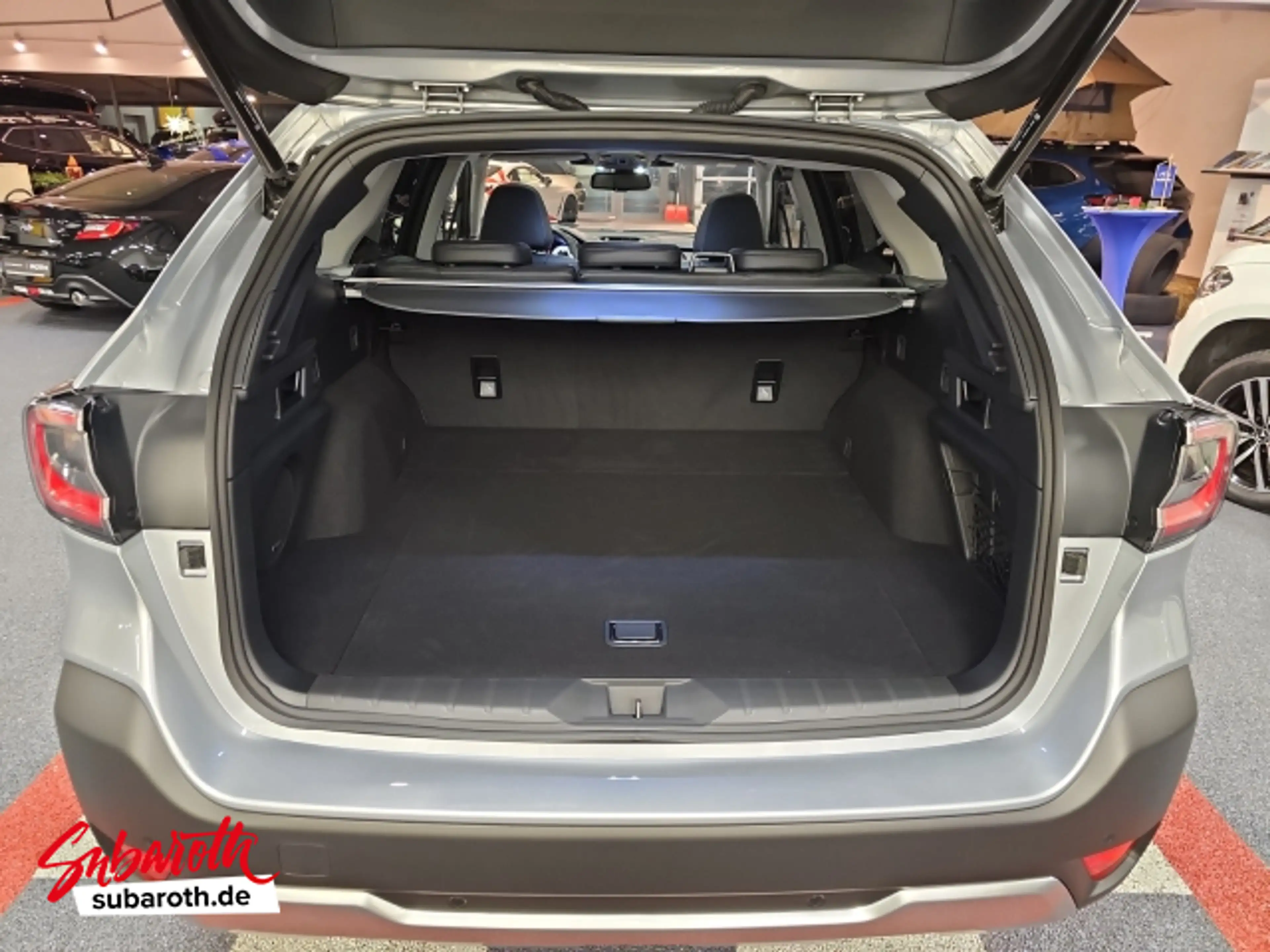 Subaru OUTBACK Outback 2.5i Platinum Allrad Leder Schiebedach — photo 8