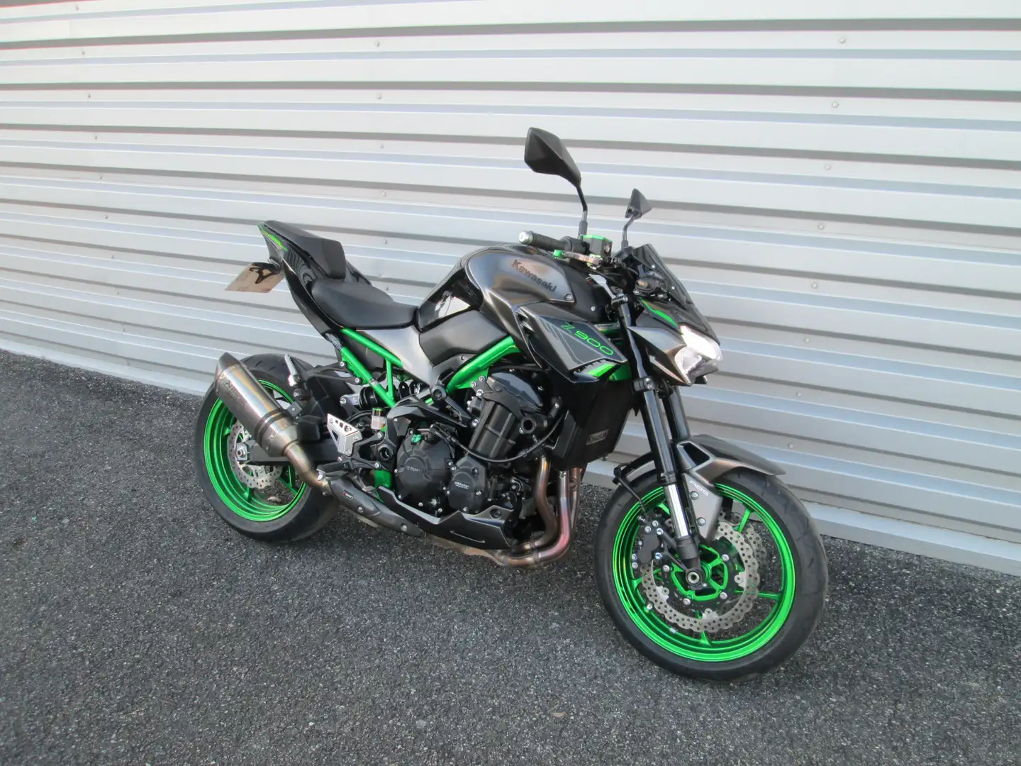 Kawasaki Z 900 Zwart - 1