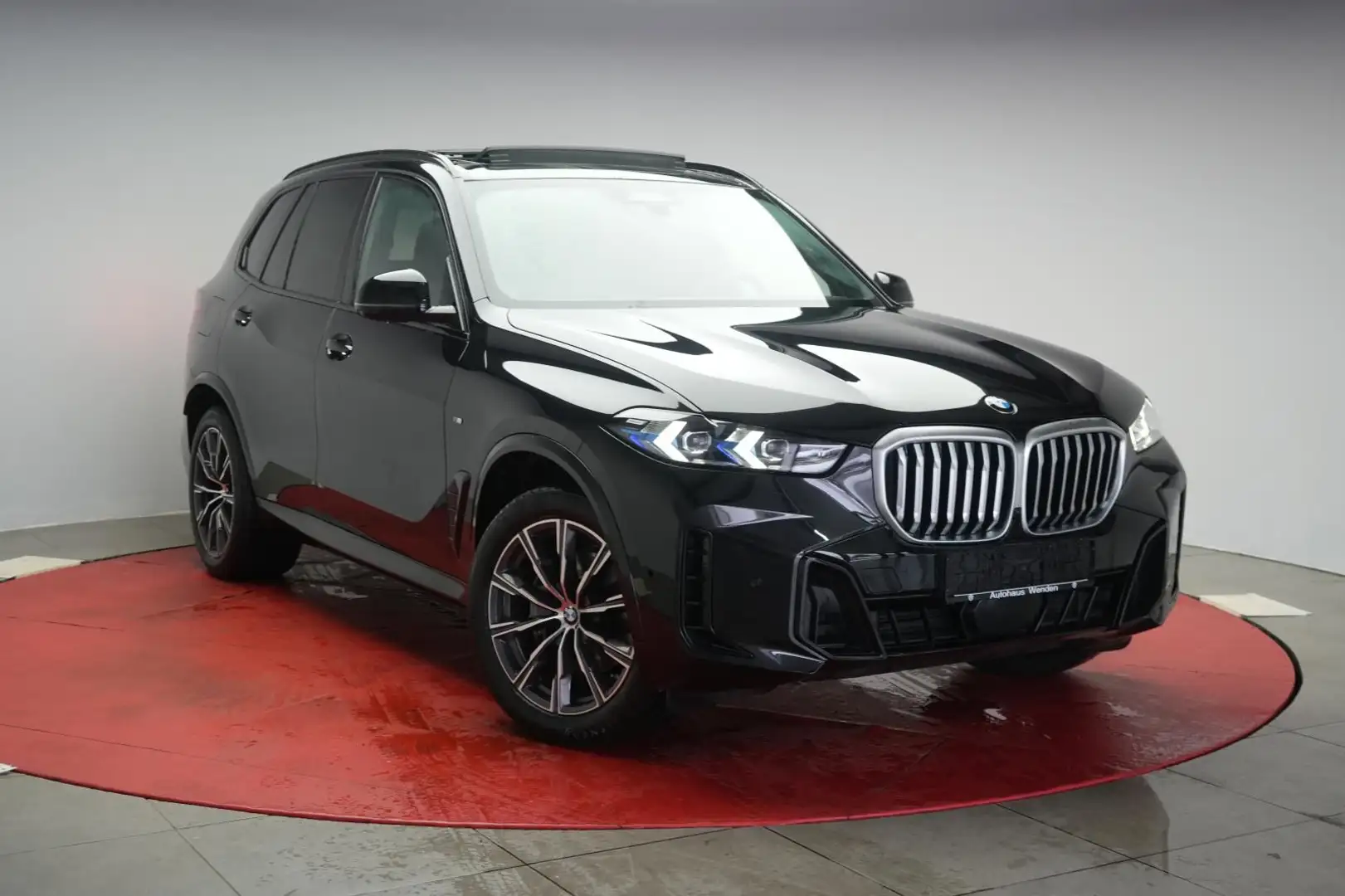 BMW X5 xDrive40d M Sport Navi/Leder/Temp/Kamera/HUD/ Schwarz - 1