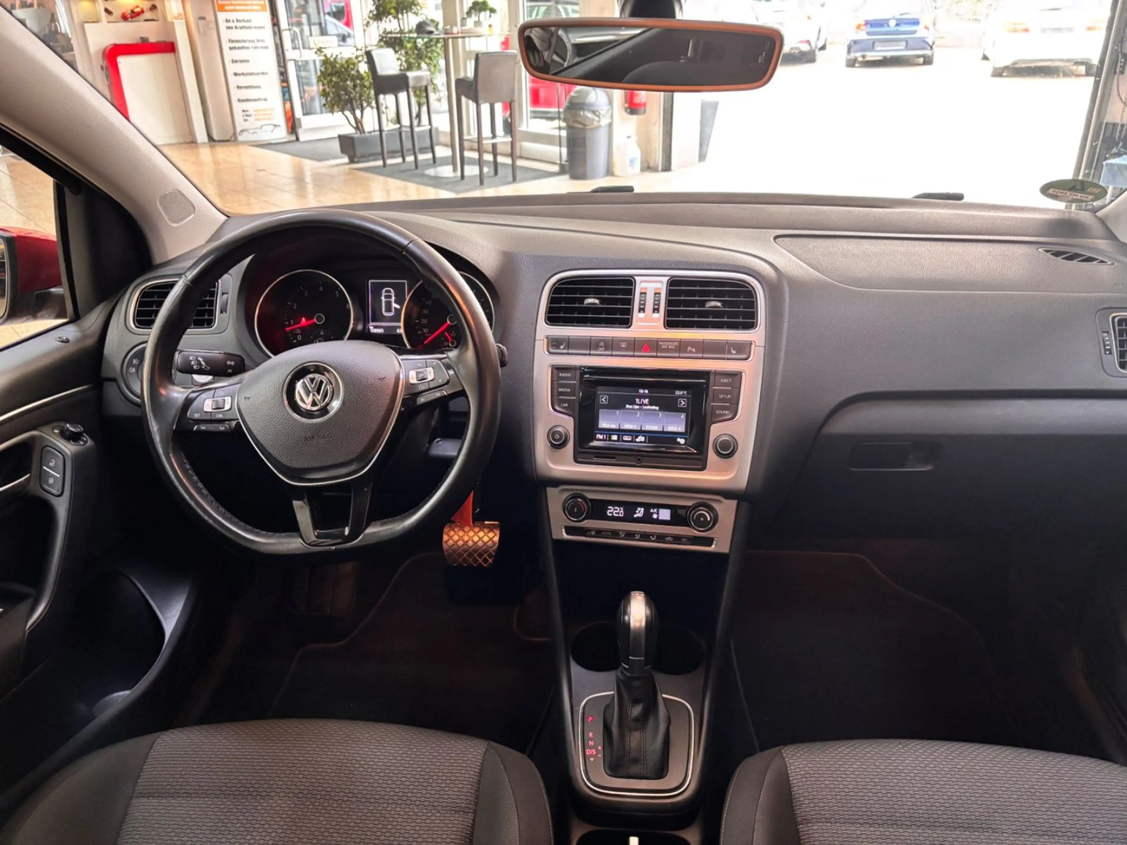Volkswagen Polo V Highline BMT/Start-Stopp — photo 17