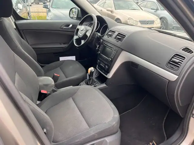 Skoda Yeti view 11