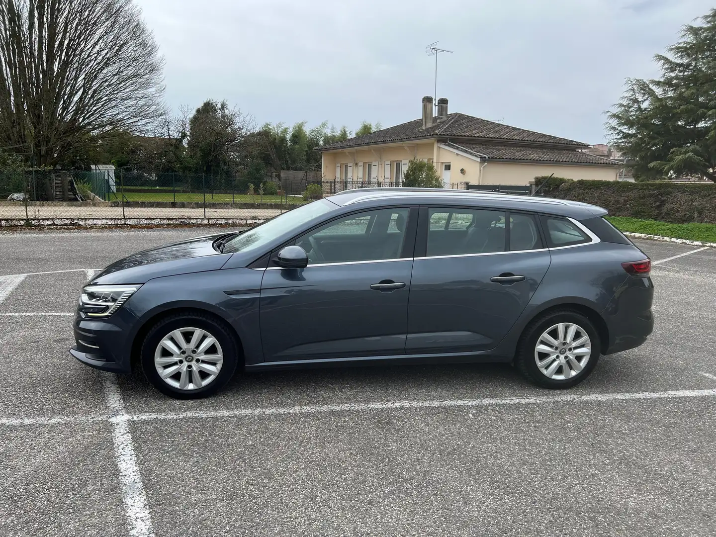 Renault Megane Mégane IV Estate blue dCi 115 EDC  Intens Gris - 2