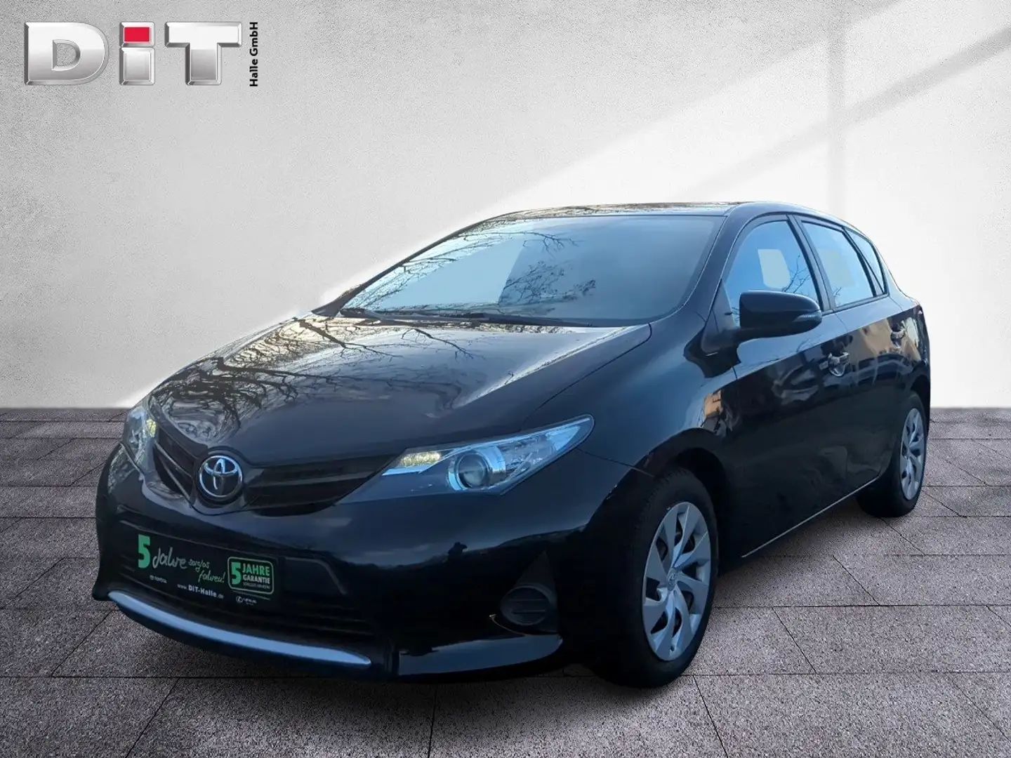 Toyota Auris 1.33 Cool Klima Isofix Radio Servo ZV Schwarz - 1