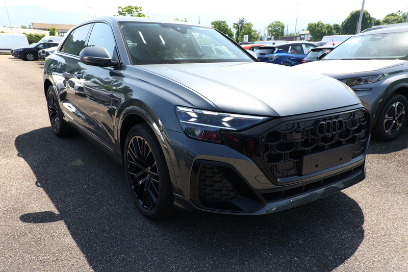 Audi Q8 S line 2xS AssistenzP+ 22Z Laser Pano B&O PrivG... — photo 2