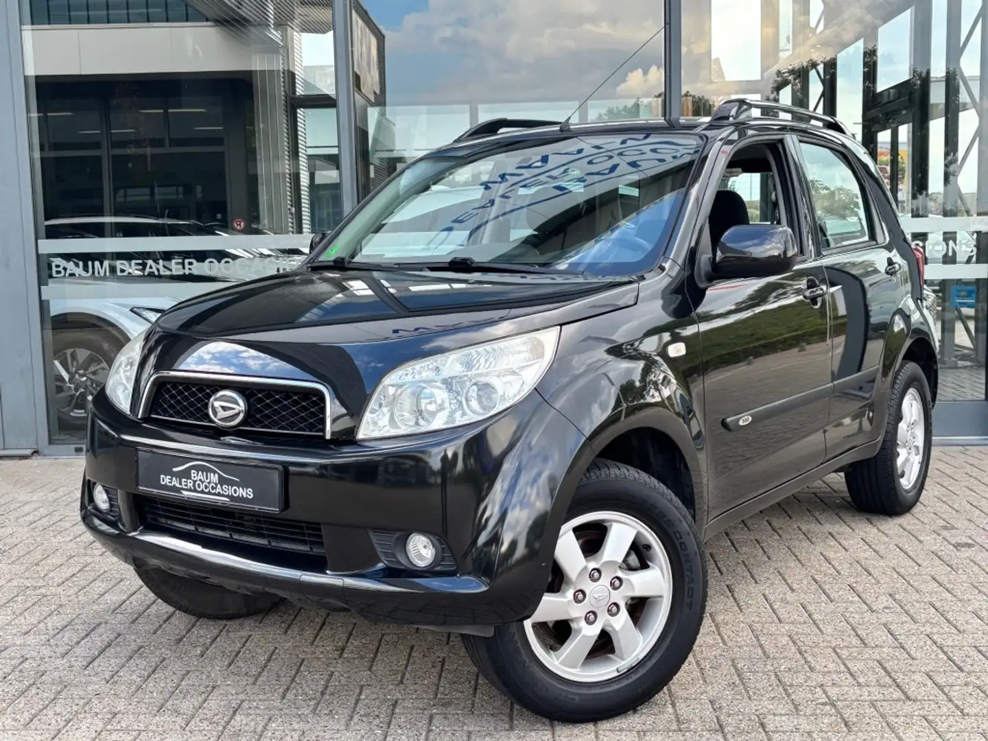 Daihatsu Terios 1.5-16V EXPEDIT. 2WD AIRCO LMV Zwart - 1