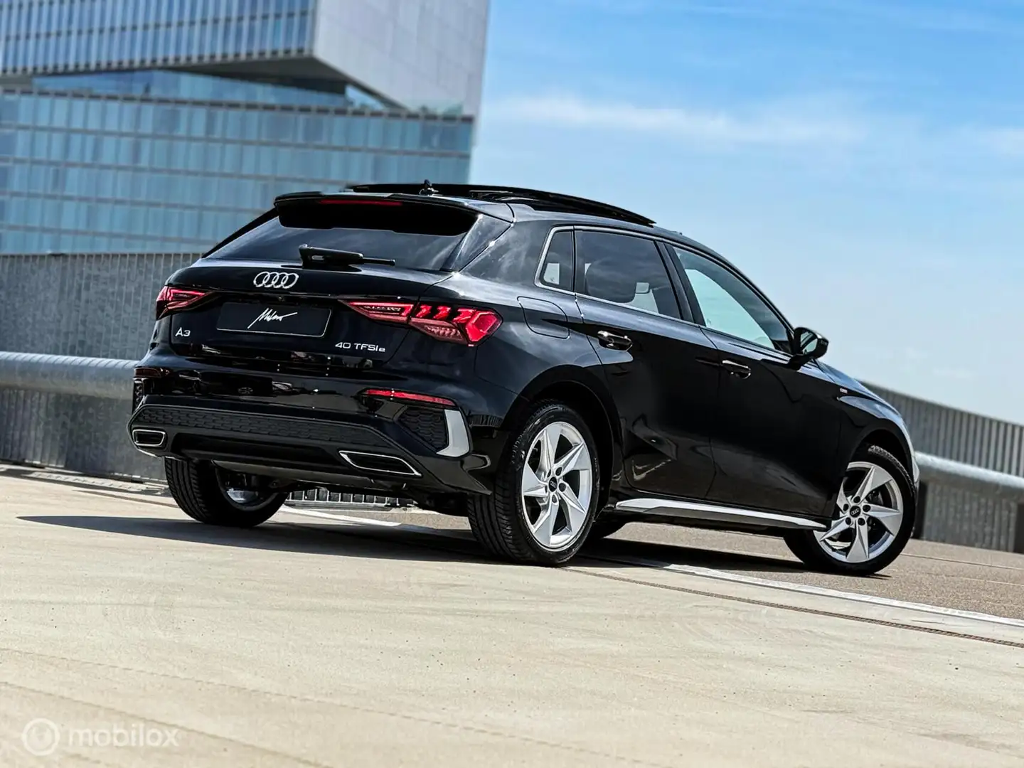 Audi A3 Sportback 40 TFSI e S-Line |Pano | ACC | Elek. kle Noir - 2