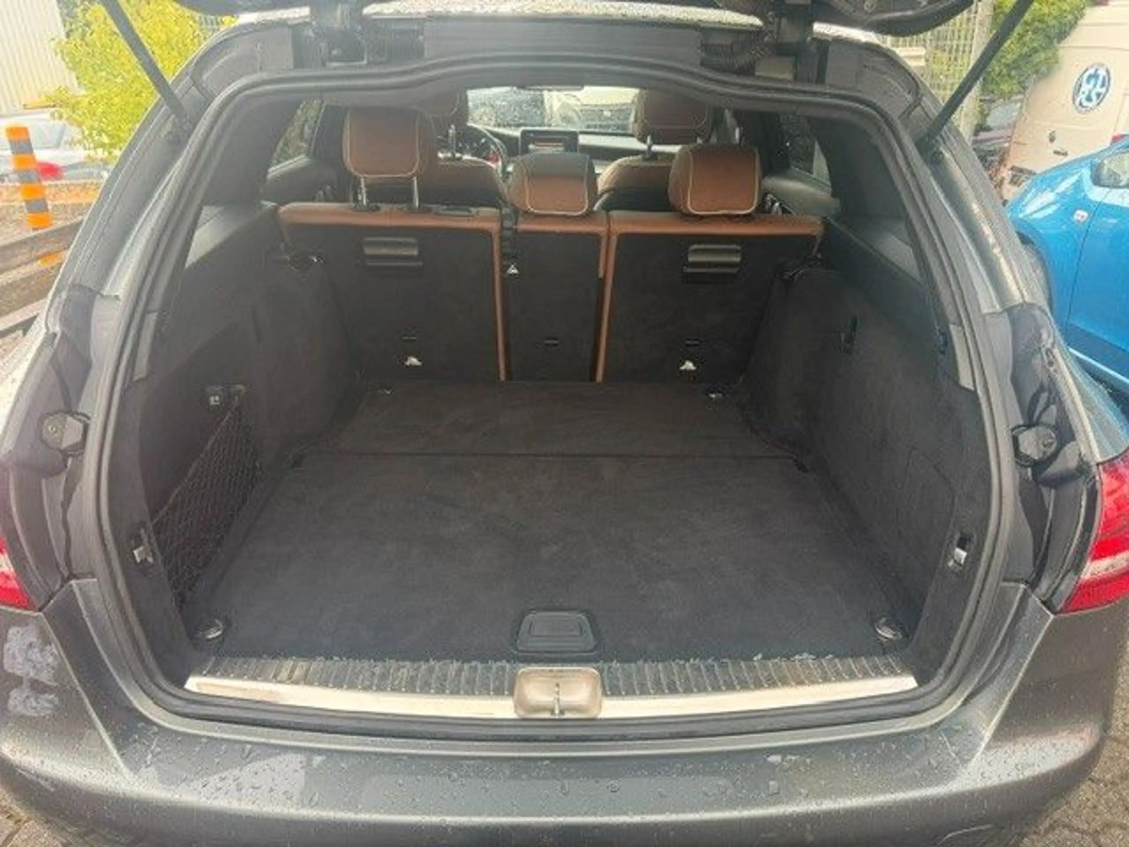 Mercedes-Benz C 250 DESIGNO BlueTec / d 4Matic PANO LED LEDER — photo 10