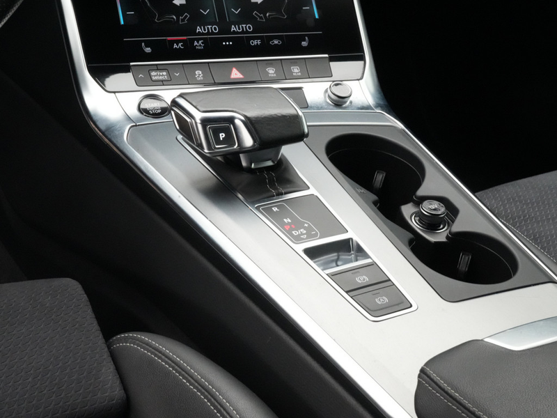 Audi A6 Avant 45 S line AHK LED ACC PDC NAVI SHZ — photo 14