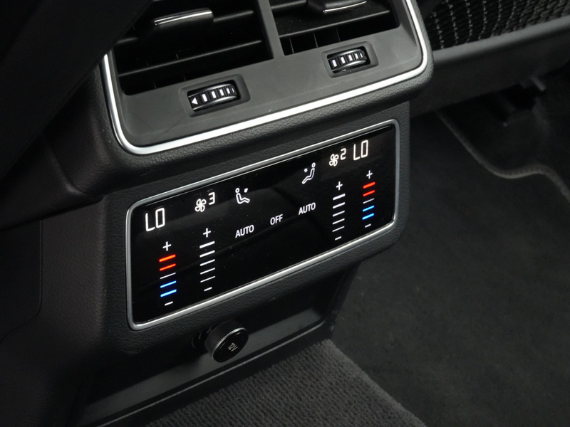 Audi A6 Avant 45 S line AHK LED ACC PDC NAVI SHZ — photo 12