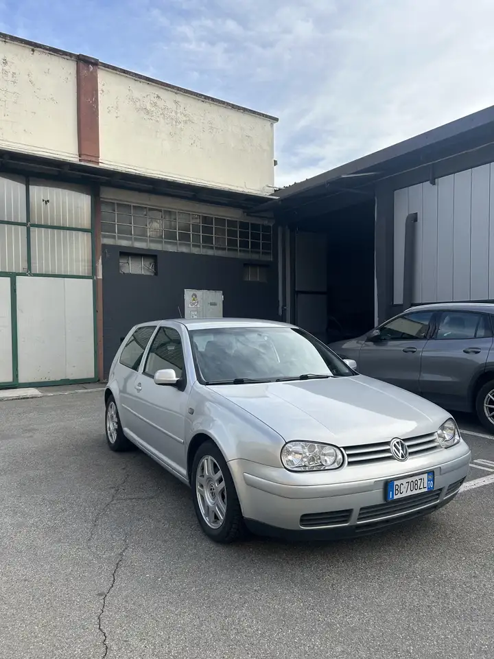 Volkswagen Golf GTI 3p 1.8 20v, foto 2
