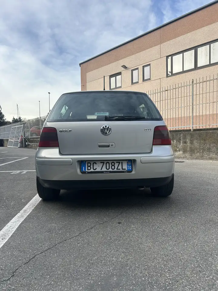 Volkswagen Golf GTI 3p 1.8 20v, foto 4