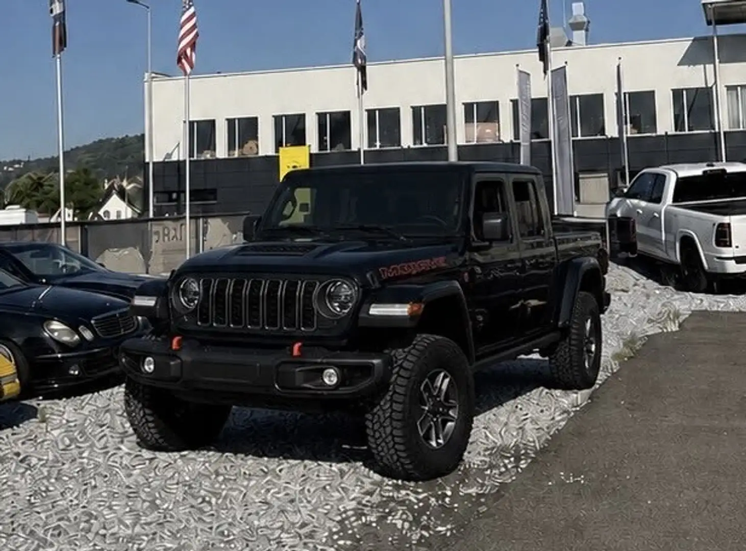 Jeep Gladiator Mojave X 3,6 V6 Pentastar Schwarz - 1