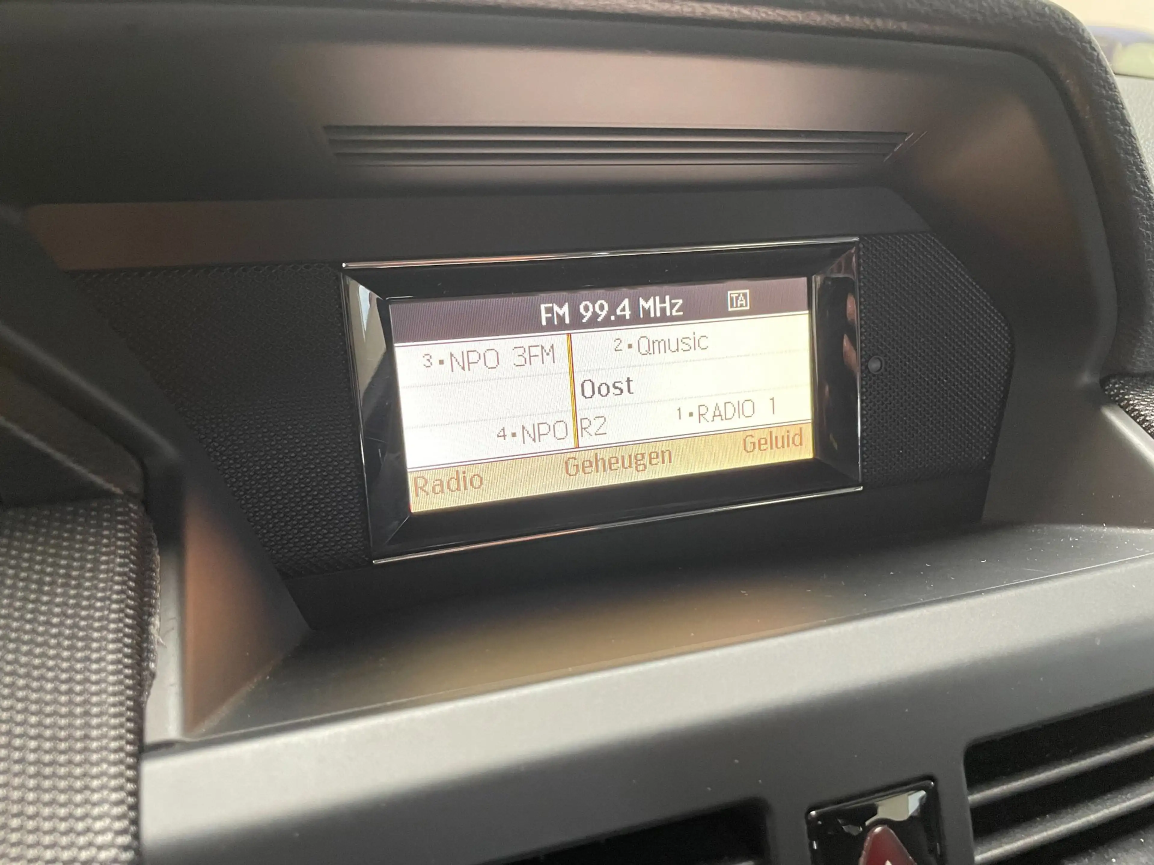 Mercedes-Benz GLK 280 4-Matic — photo 28