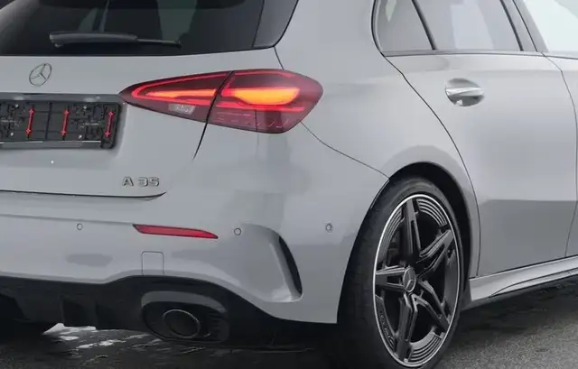 Mercedes-Benz A-Class view 10