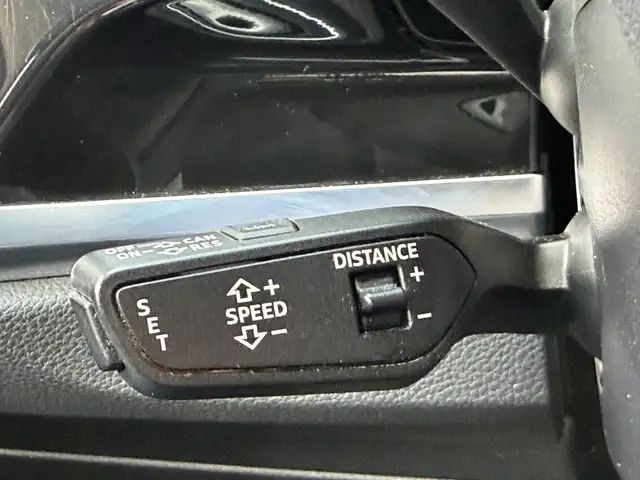 Audi Q3 view 13