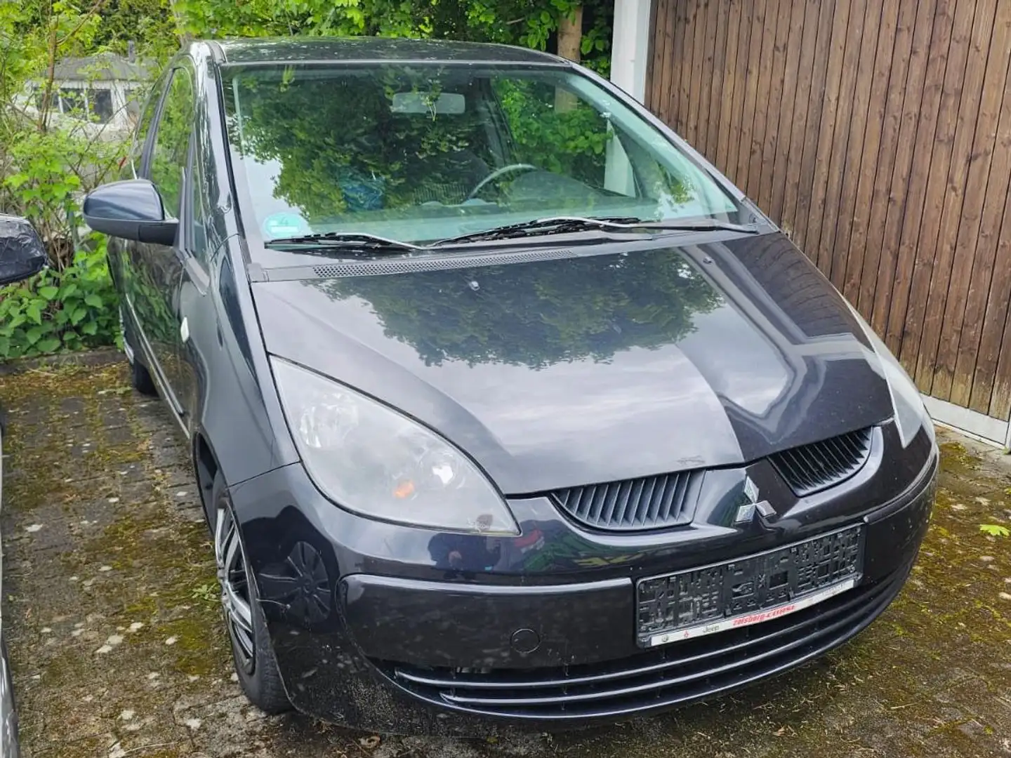 Mitsubishi Colt 1.3 Young Edition Noir - 1