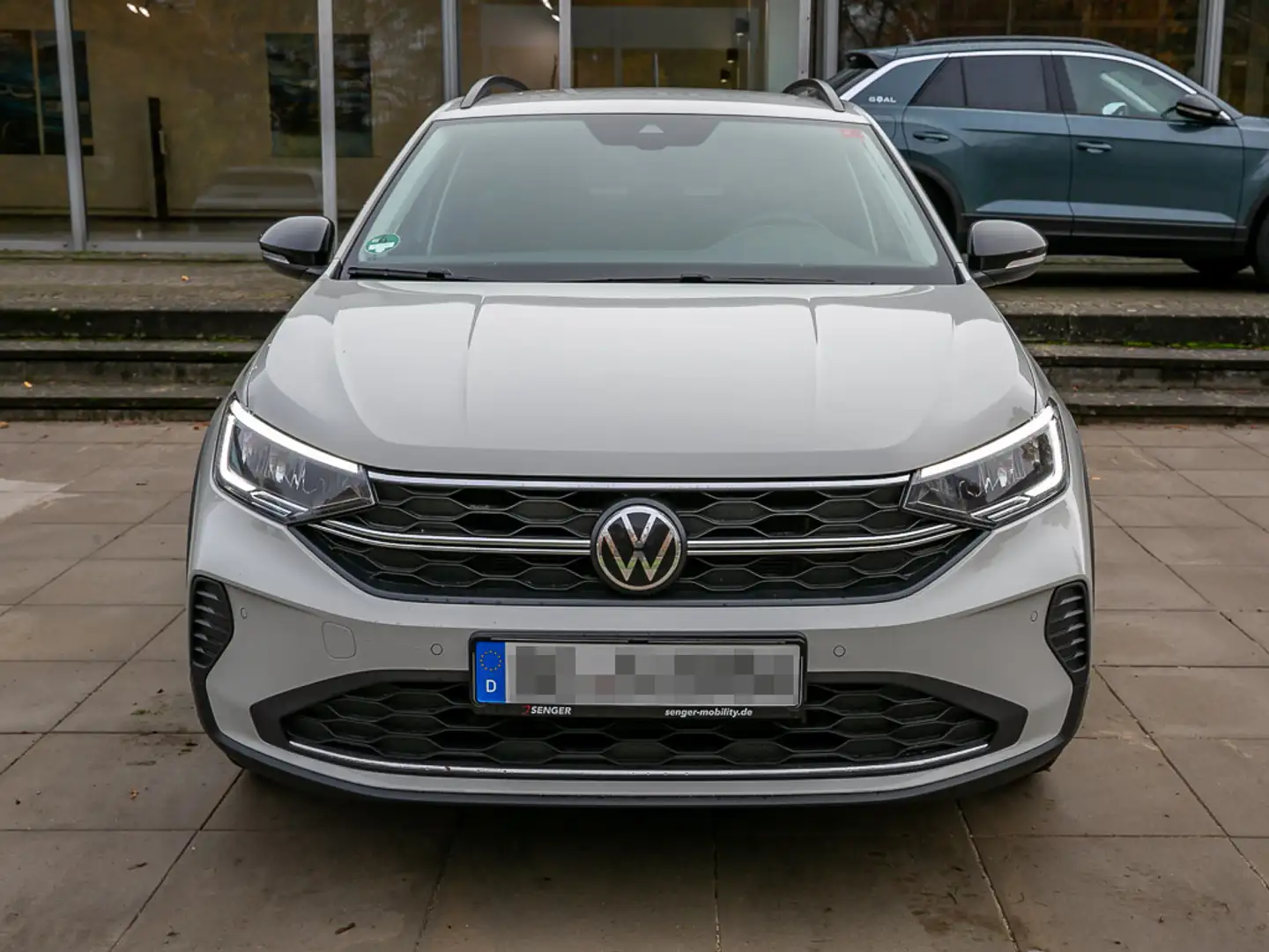 Volkswagen Taigo ENERGY 1.0 TSI OPF Digitales Cockpit Grau - 2