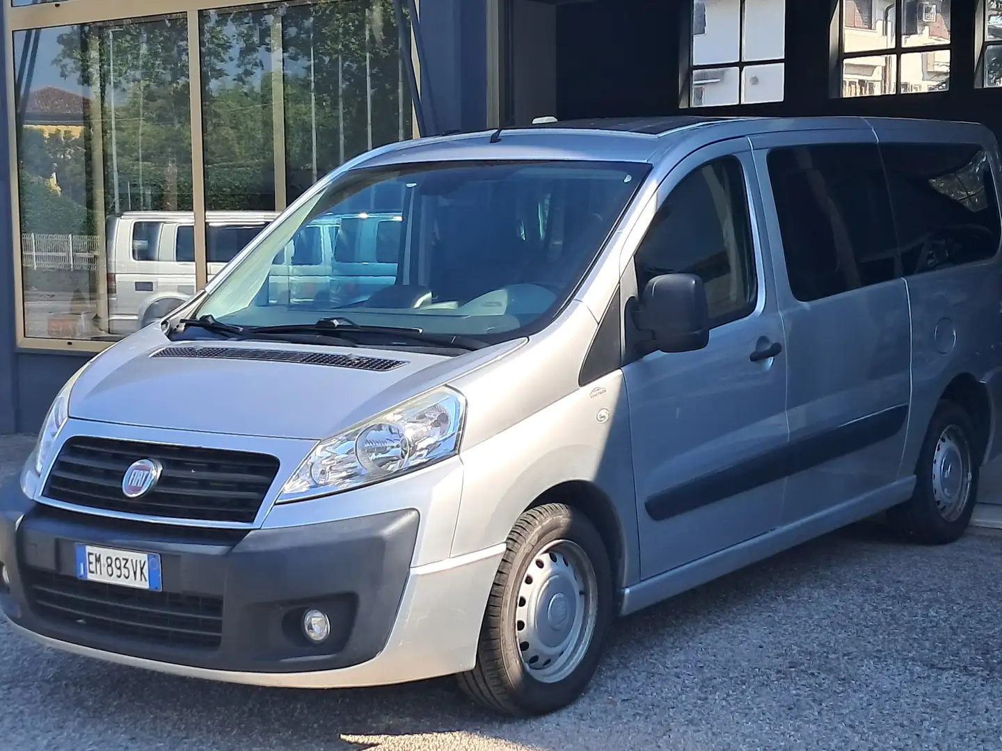 Fiat Scudo 8 POSTI P.L. 130 MULTIJET Plateado - 2