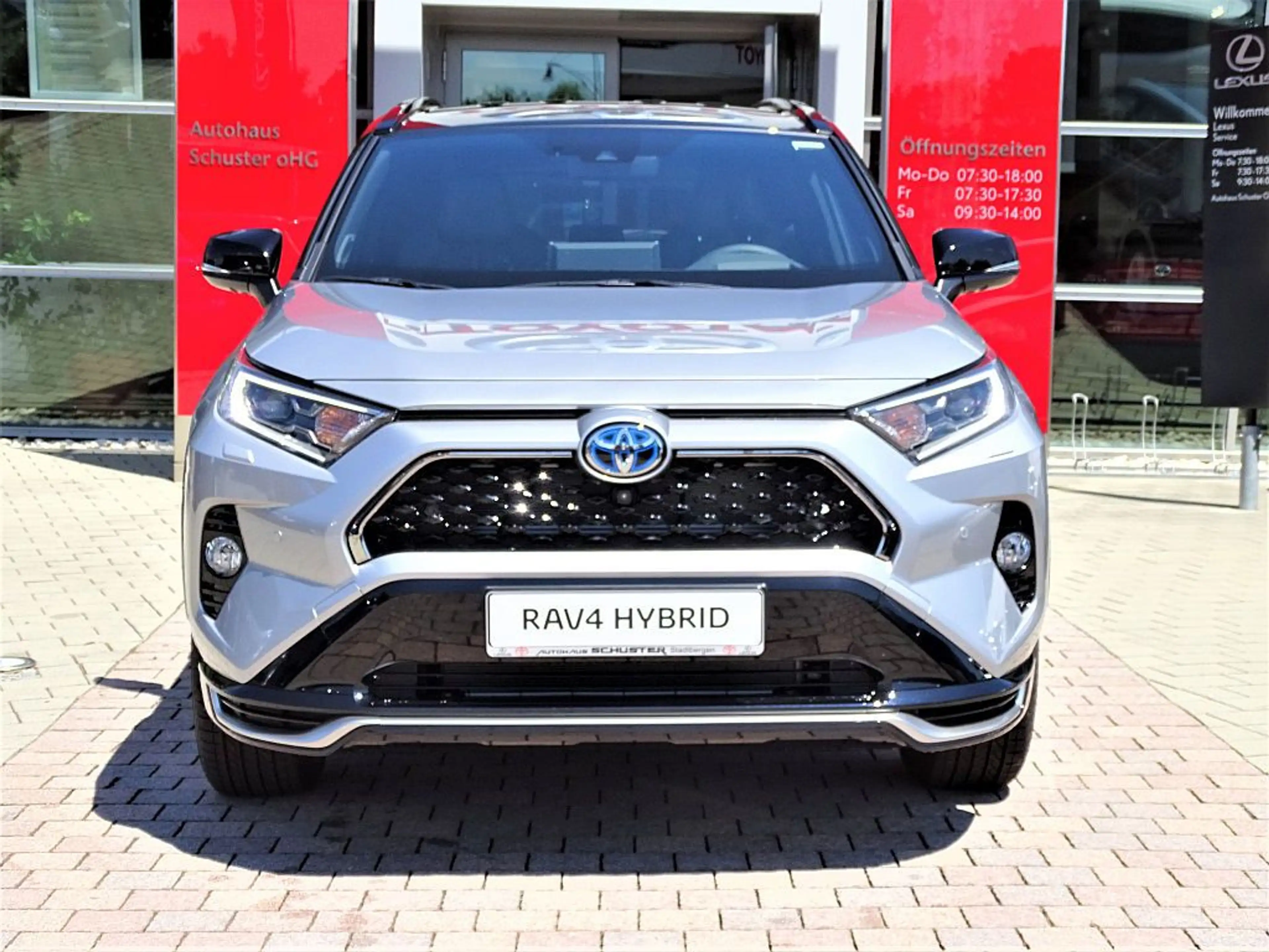 Toyota RAV 4 — photo 4
