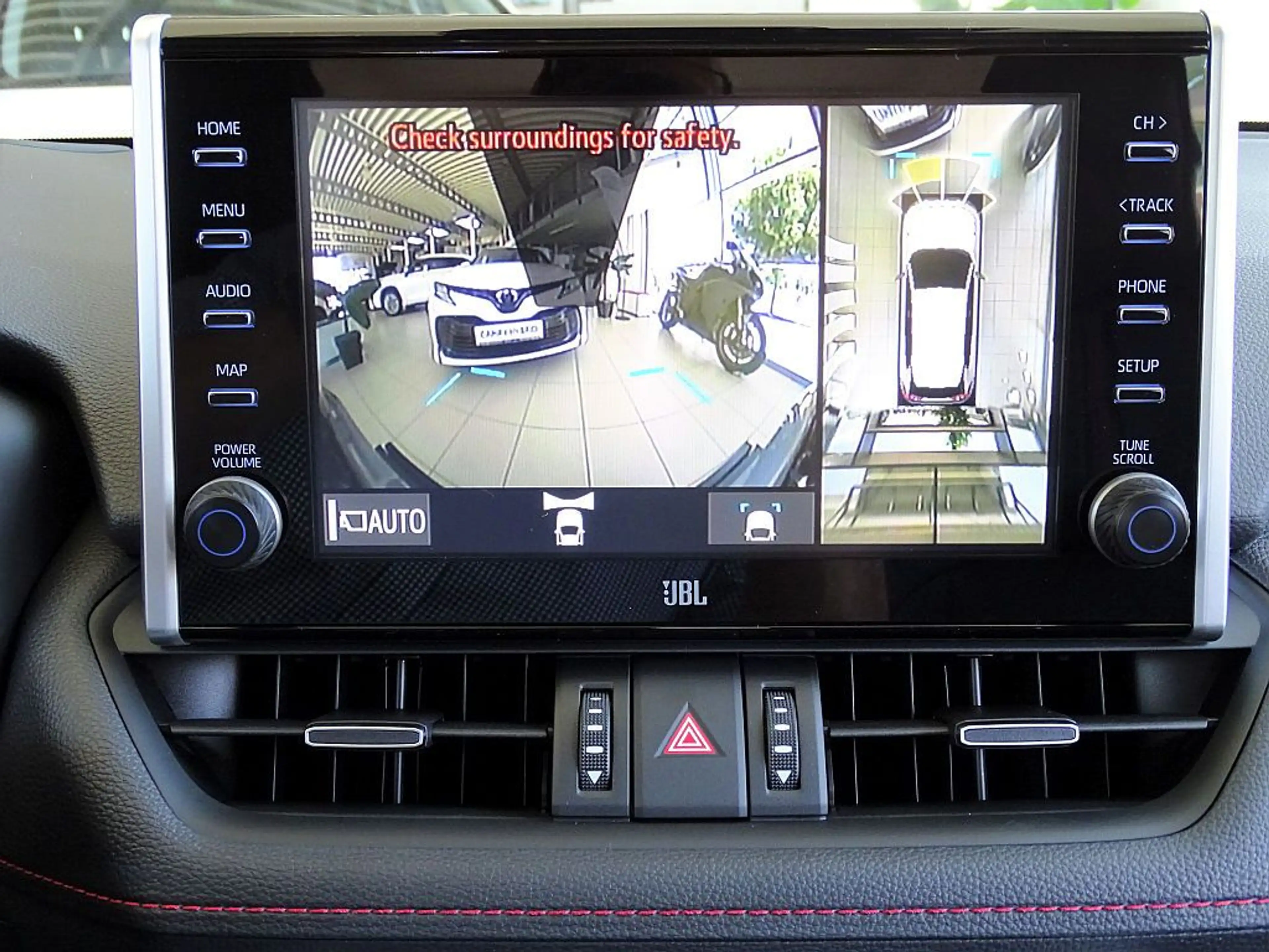 Toyota RAV 4 — photo 19
