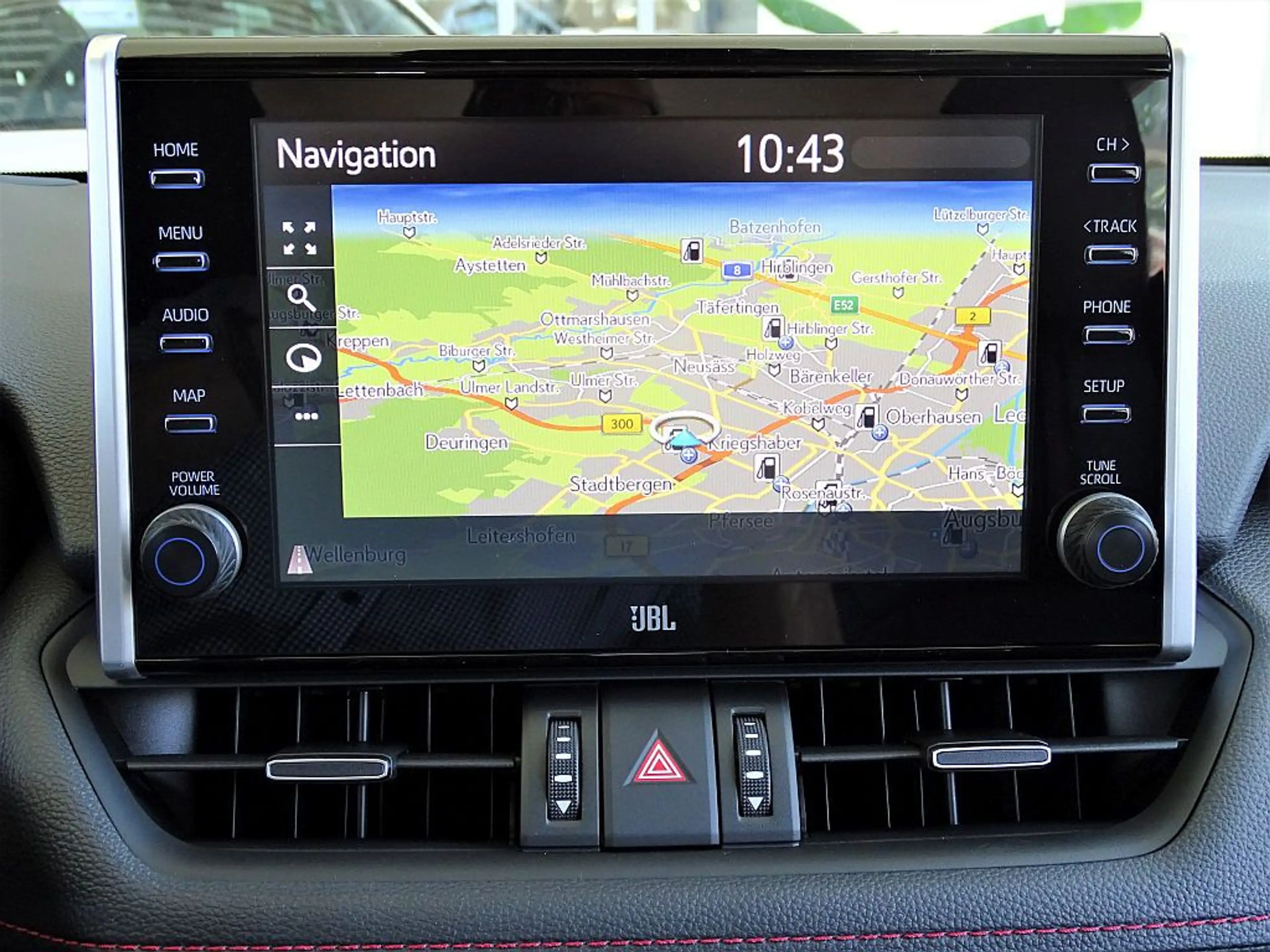 Toyota RAV 4 — photo 20