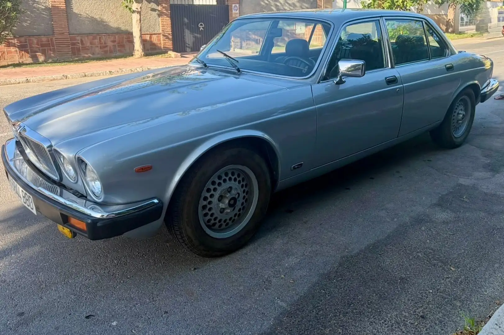 Jaguar XJ6 XJ6 4.2 Sovereign Sovereign Gris - 1