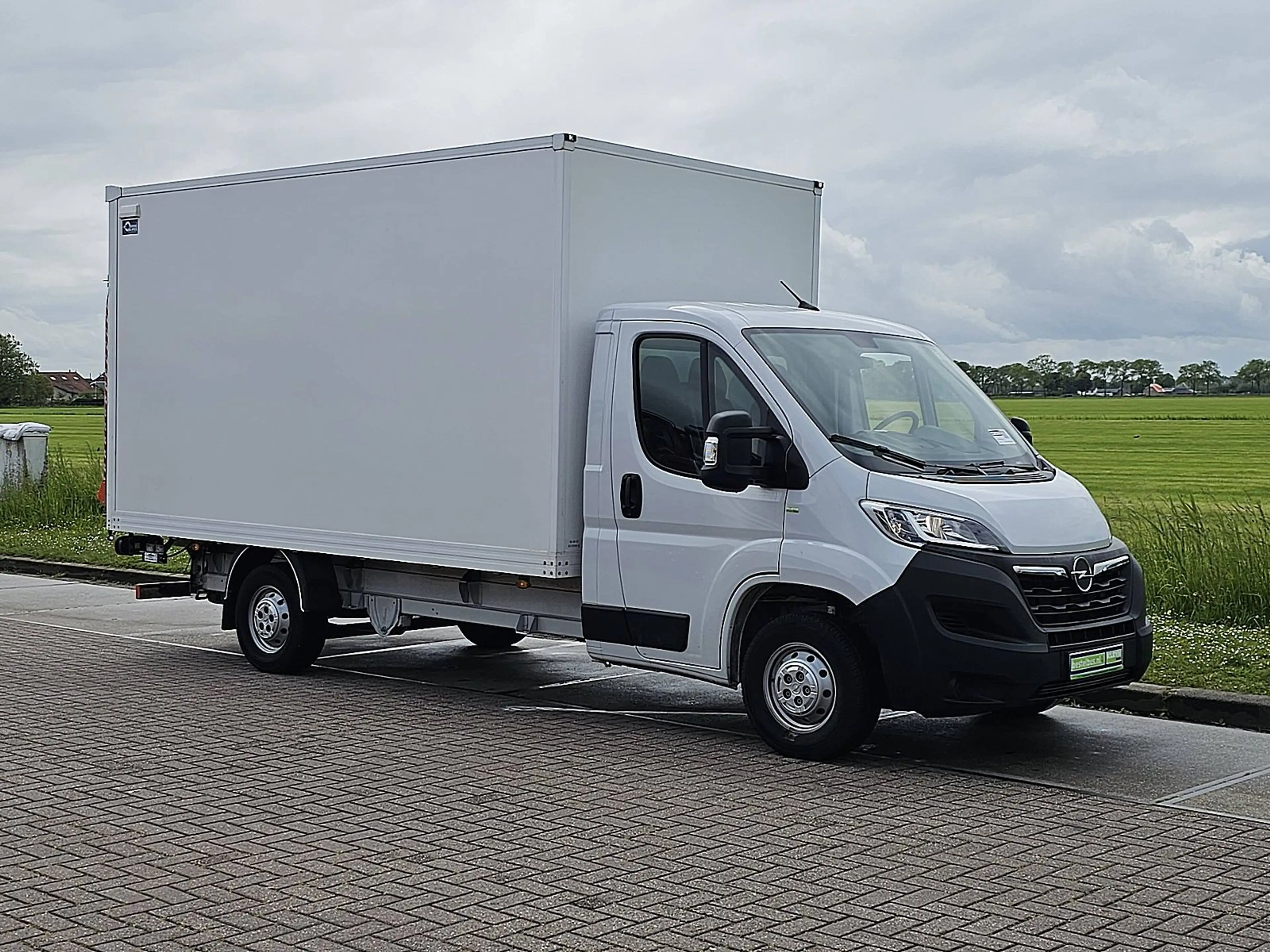 Opel Movano 2.2 Bakwagen Laadklep! — photo 5