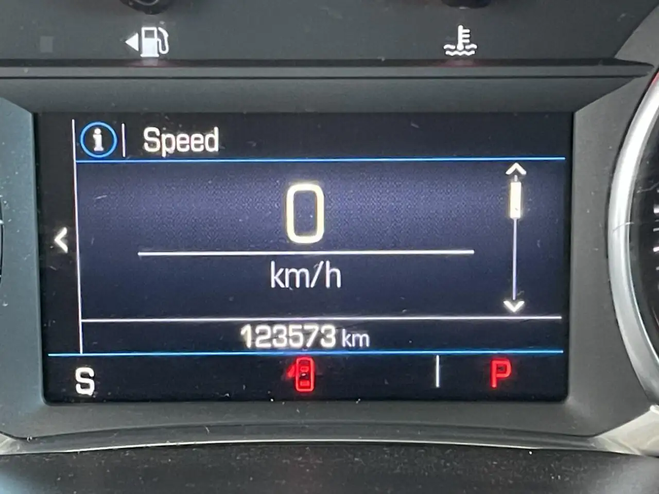 GMC Acadia снимка GMC Acadia