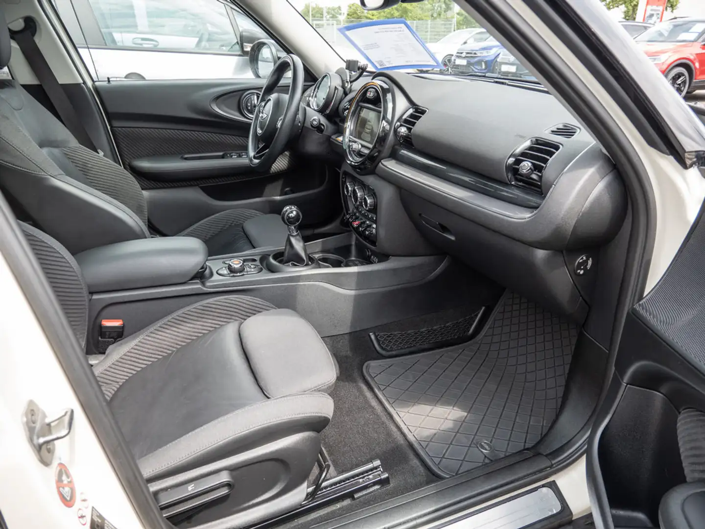 MINI Cooper Clubman Weiß - 2