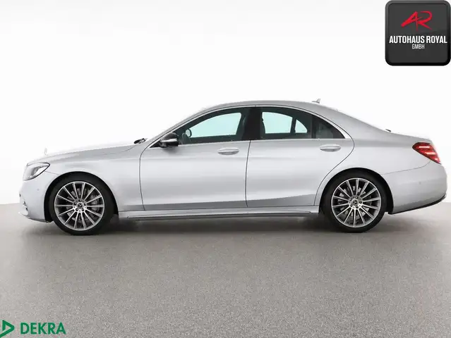 Mercedes-Benz Unknown Model view 2