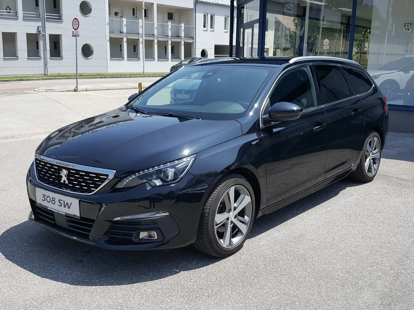 Peugeot 308 308SW 1,5 BlueHDI 130 GT-Line S&S EAT8 Schwarz - 1