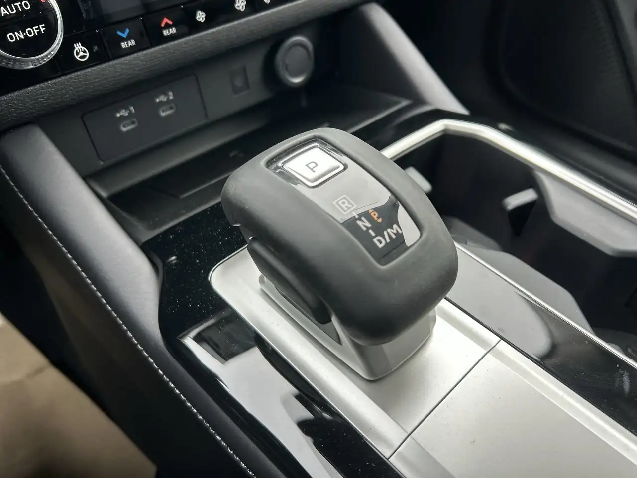 Mitsubishi Outlander снимка Mitsubishi Outlander