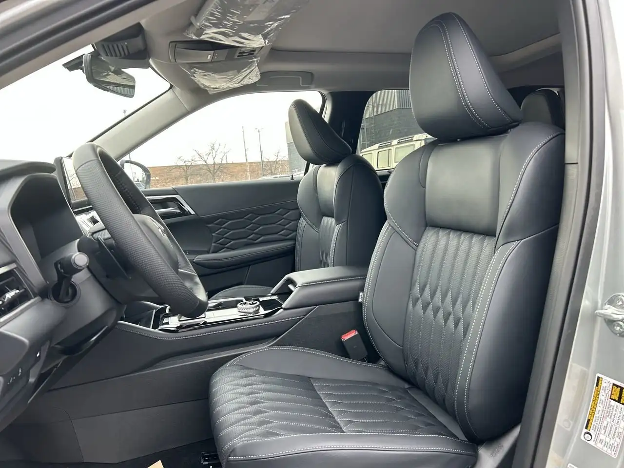 Mitsubishi Outlander снимка Mitsubishi Outlander