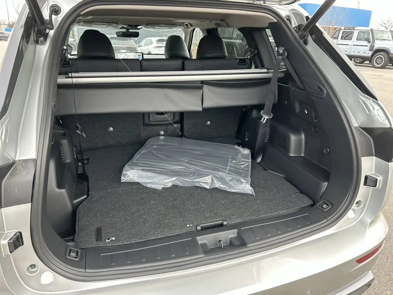 Mitsubishi Outlander снимка Mitsubishi Outlander