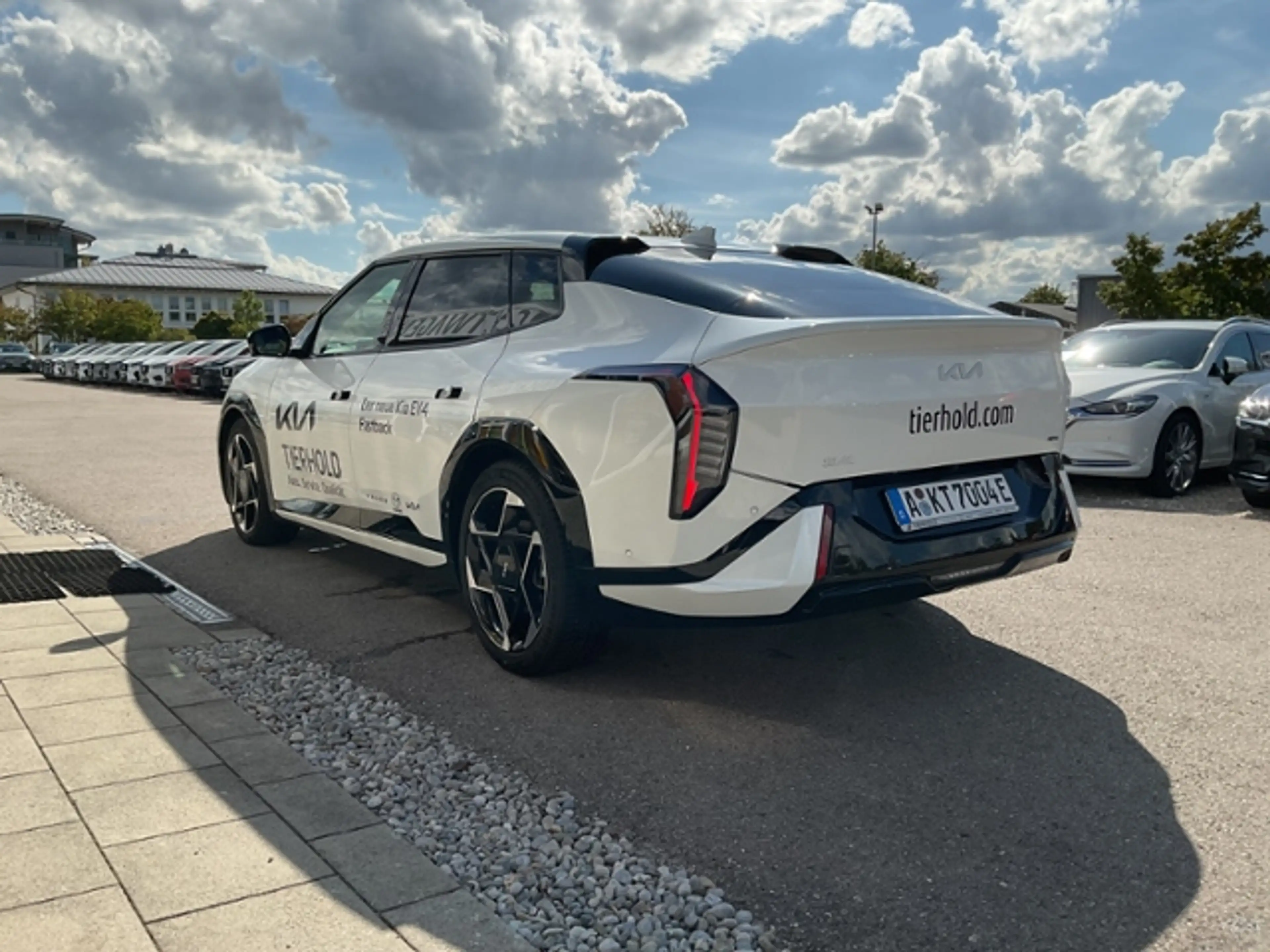 Kia EV4 Fastback GT-Line FWD 81 DWP COM CON 360° — photo 5