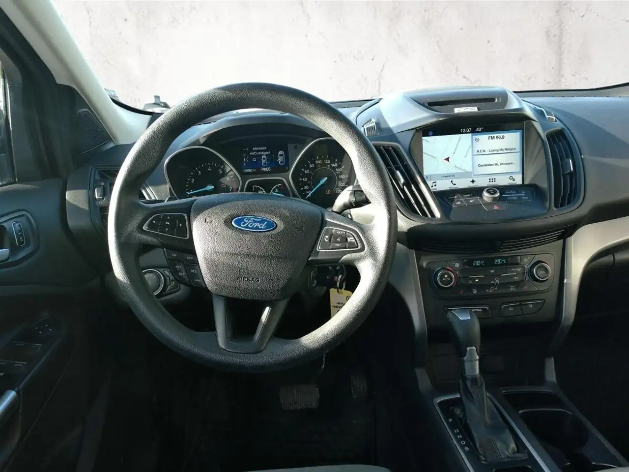 Ford Escape снимка Ford Escape