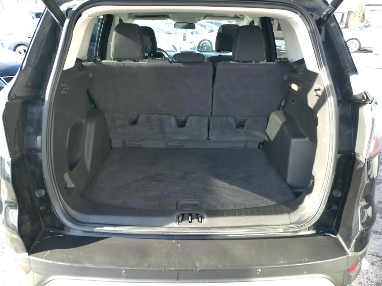 Ford Escape снимка Ford Escape
