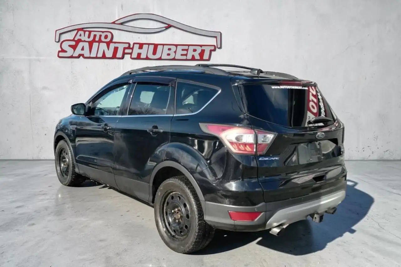 Ford Escape снимка Ford Escape