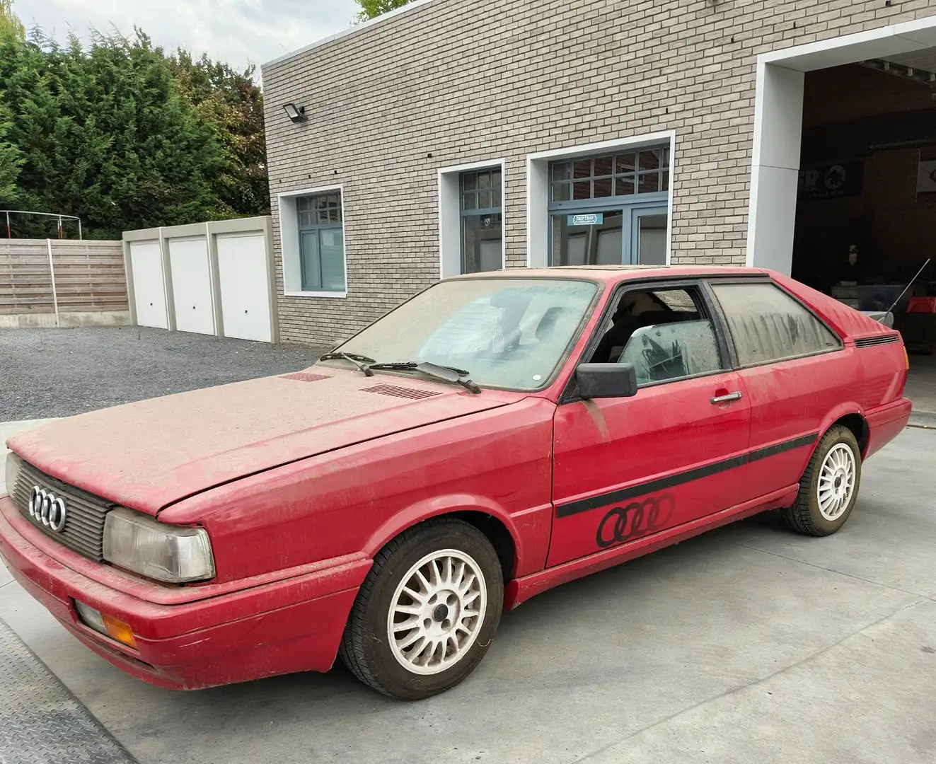 Audi Coupe GT - 1