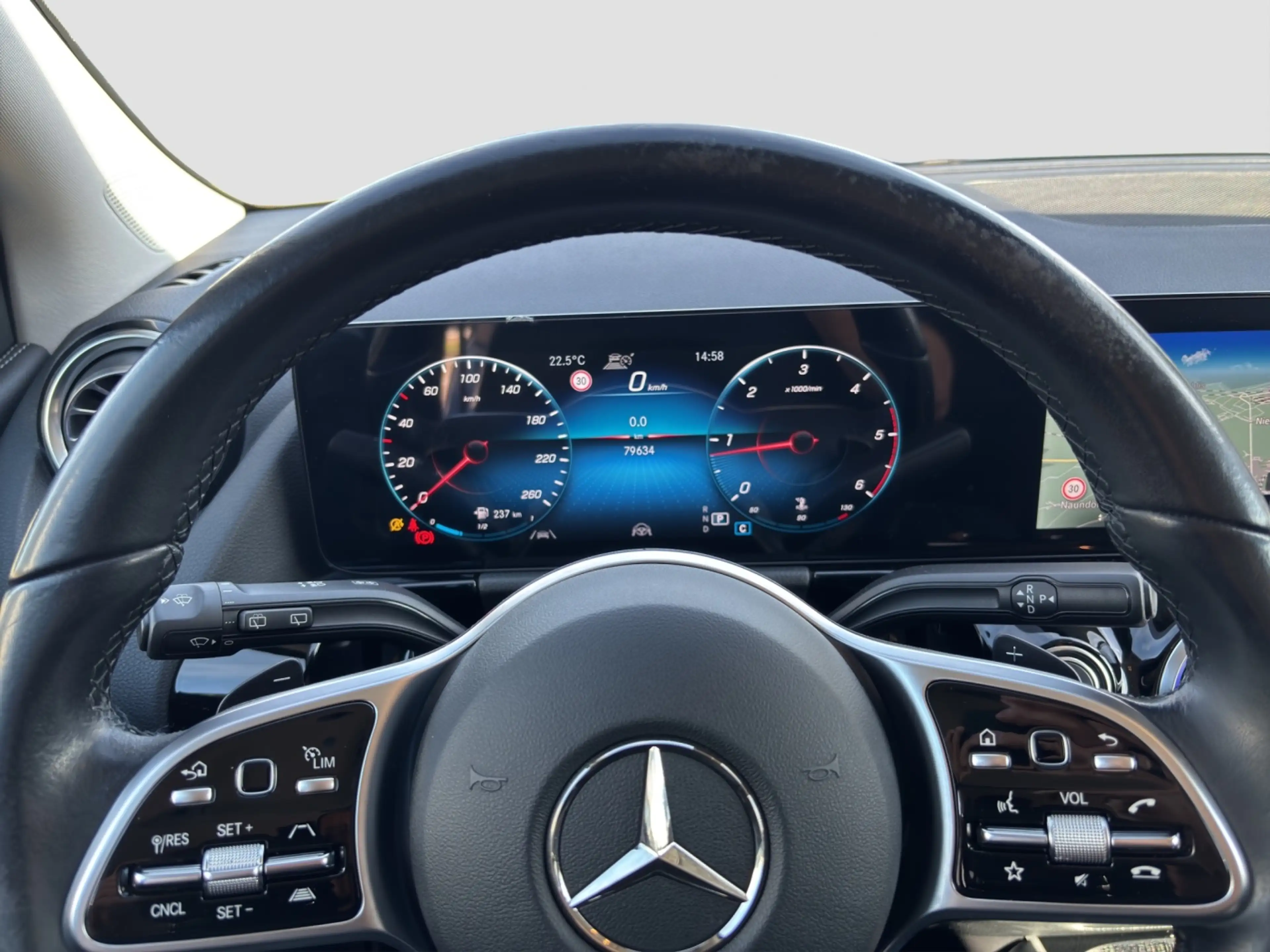 Mercedes-Benz B 220 d 4M *Progressive*AHK*Mulitbeam*Distronic* — photo 11