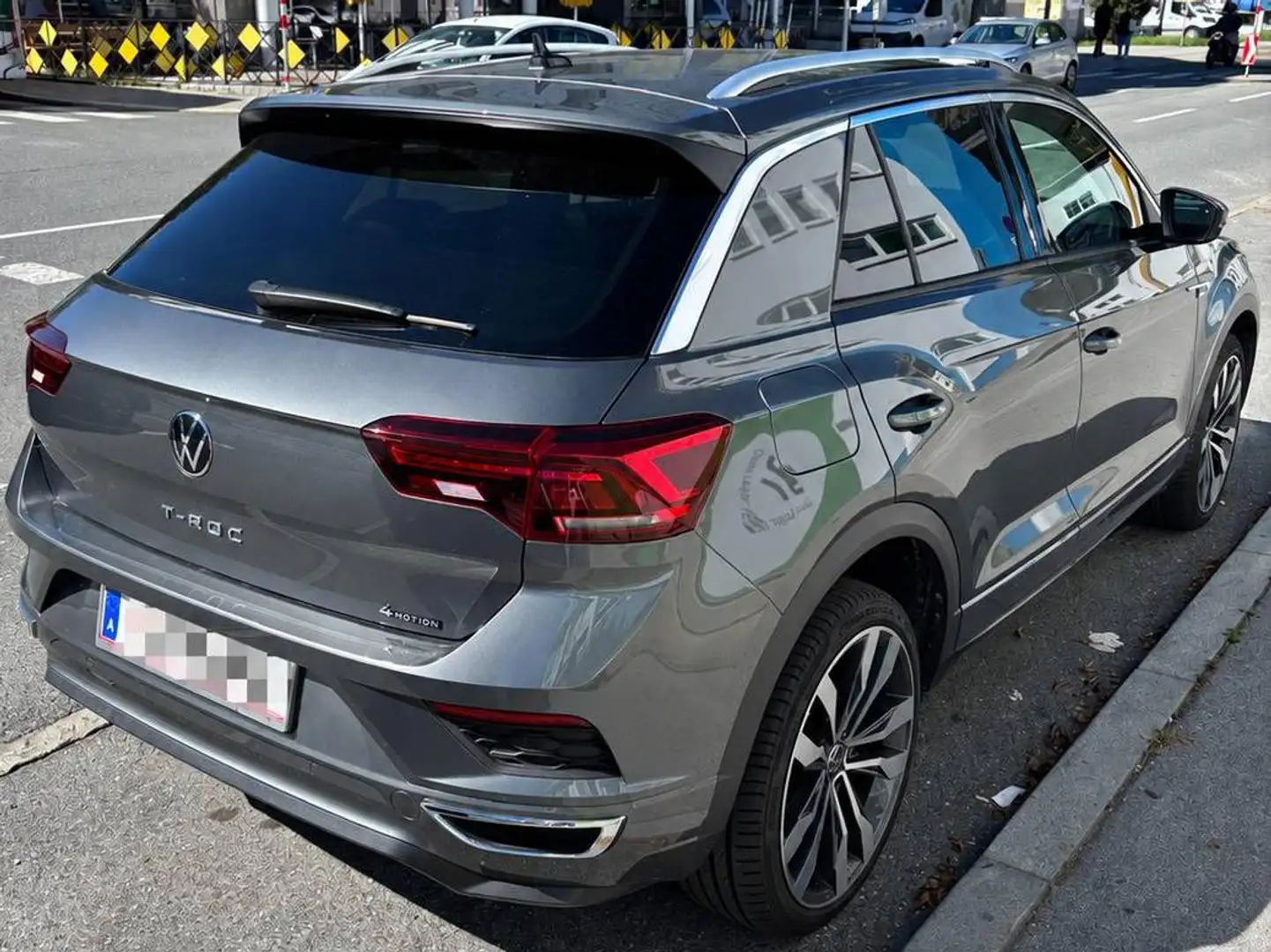 Volkswagen T-Roc T-Roc 2,0 TSI 4Motion Sport DSG Sport Grau - 2