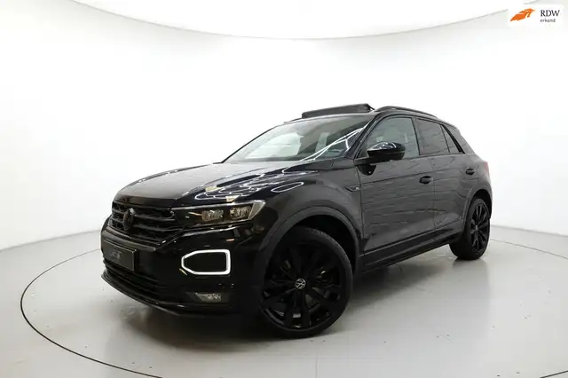Volkswagen T-Roc 1.5 TSI 3x R LINE PANO VIRTUAL KEYLESS CAM