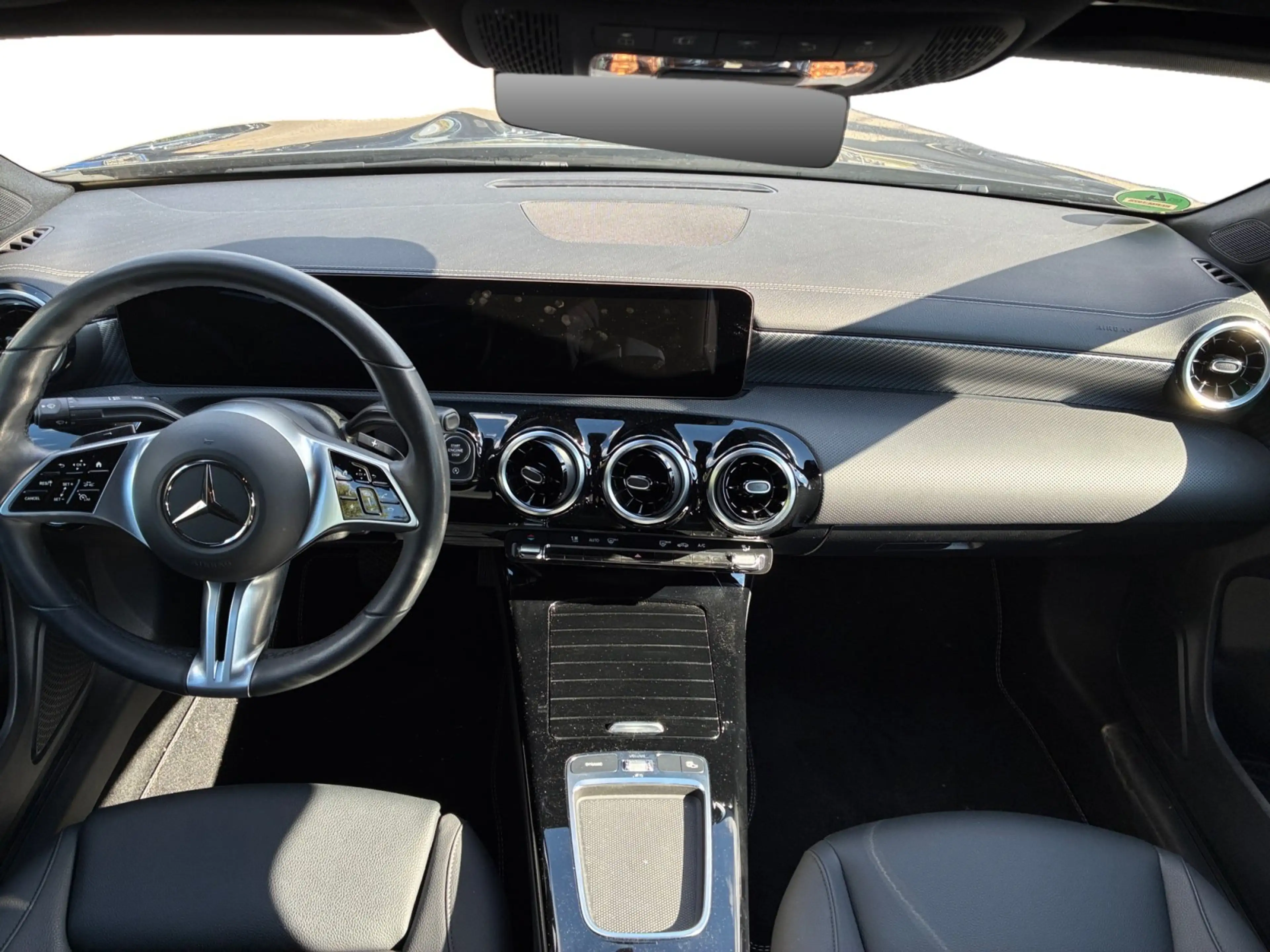 Mercedes-Benz CLA 180 Progressive+Distr.+PTS+LED-High+Keyl+18" — photo 10