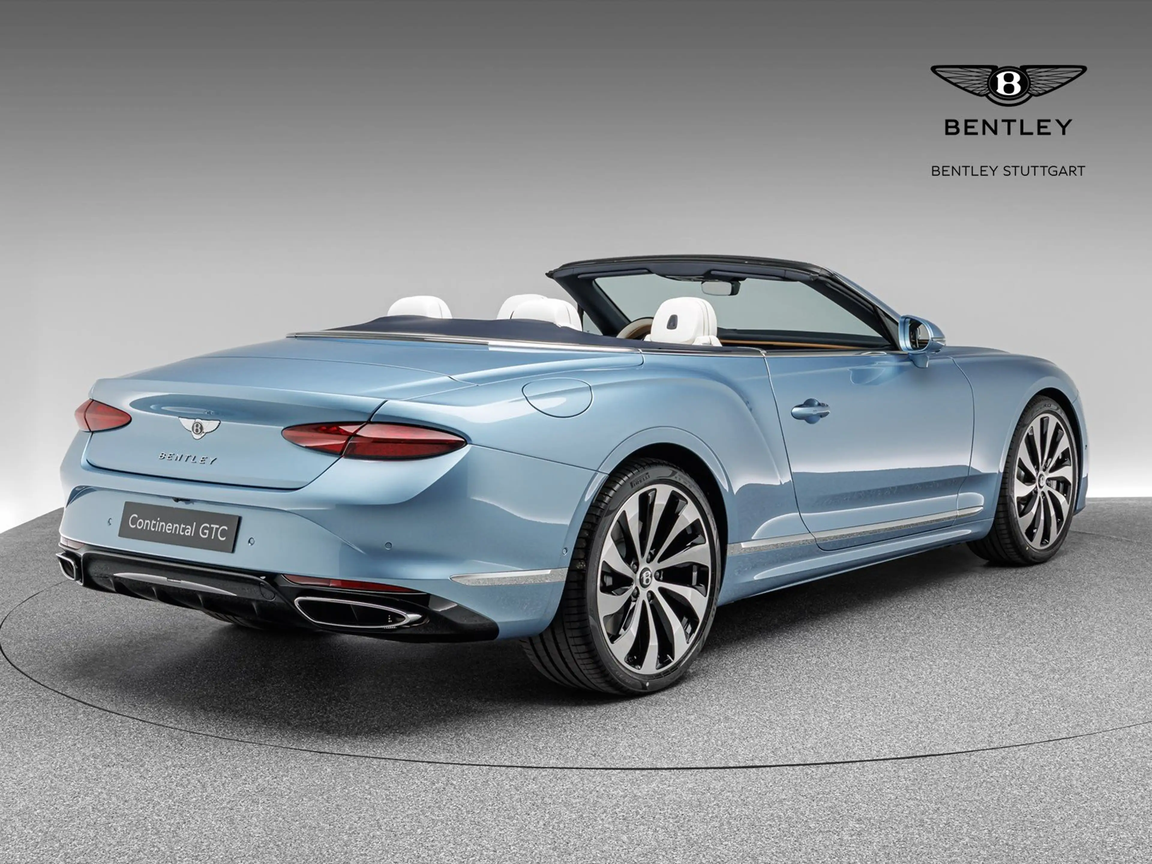 Bentley Continental GTC Mulliner Interieur — photo 3